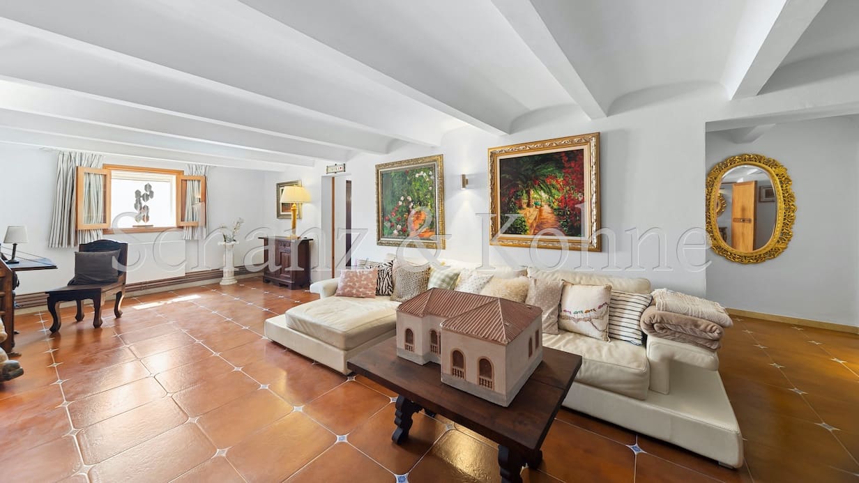 9 soveværelse Byhus til salg i Montuiri med swimmingpool - € 995.000 (Ref: 7758616)