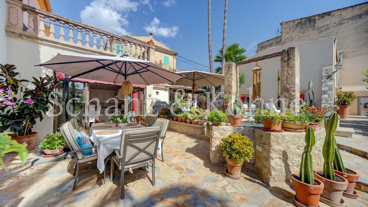 9 soveværelse Byhus til salg i Montuiri med swimmingpool - € 995.000 (Ref: 7758616)