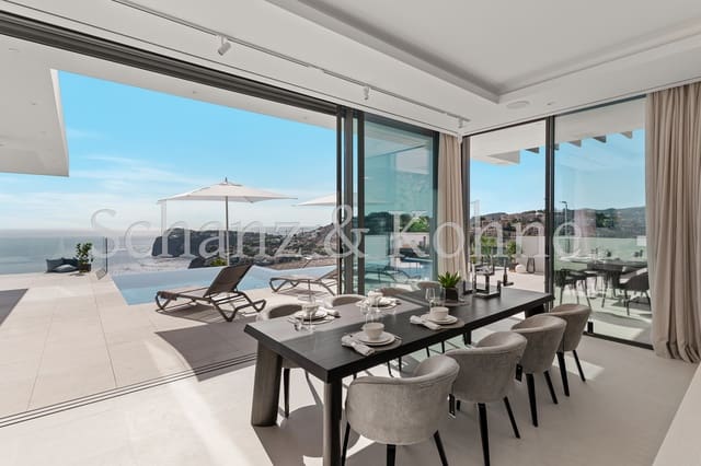 6 bedroom Villa for sale in Puerto de Andratx, Andratx with pool - € 12,800,000 (Ref: 7766615)