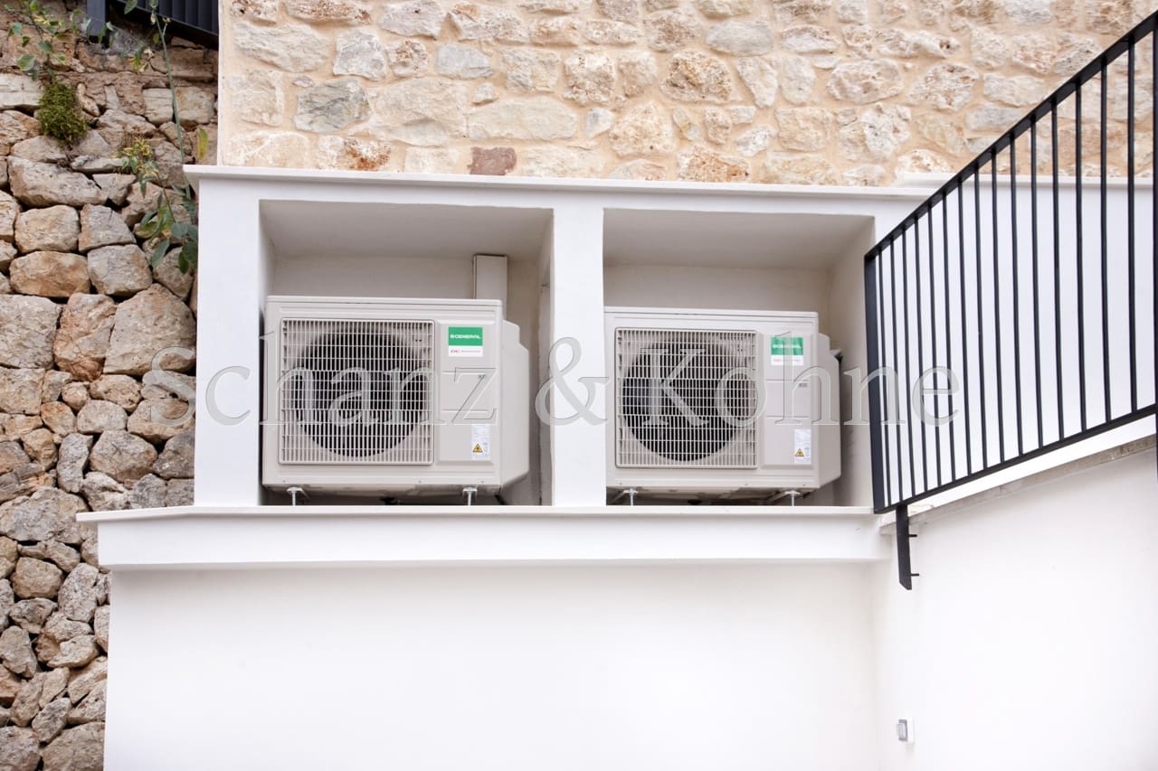 2 soveværelse Byhus til salg i Genova med swimmingpool - € 945.000 (Ref: 7771381)