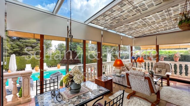 4 soveværelse Byhus til salg i Las Maravillas, Palma de Mallorca med swimmingpool - € 1.300.000 (Ref: 7777304)