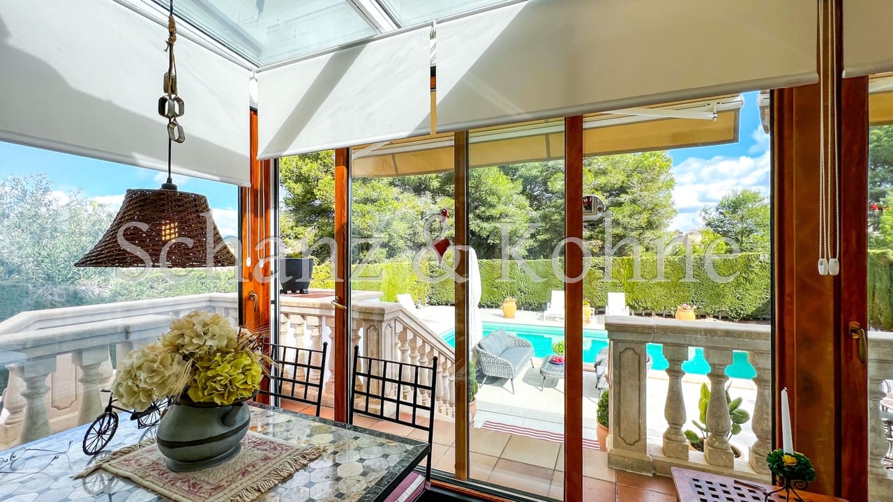 4 soveværelse Byhus til salg i Las Maravillas med swimmingpool - € 1.300.000 (Ref: 7777304)