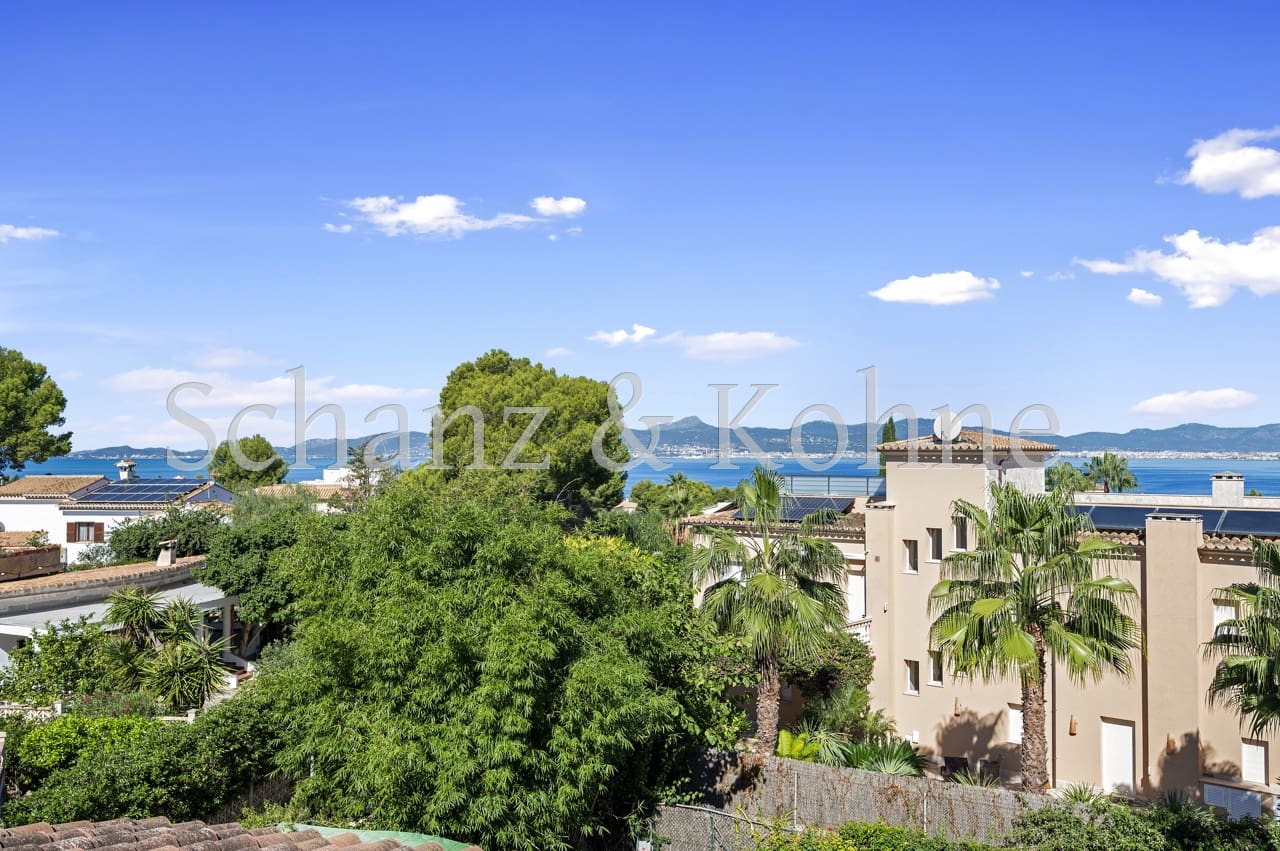 5 soveværelse Byhus til salg i Bellavista med swimmingpool - € 1.600.000 (Ref: 7818245)