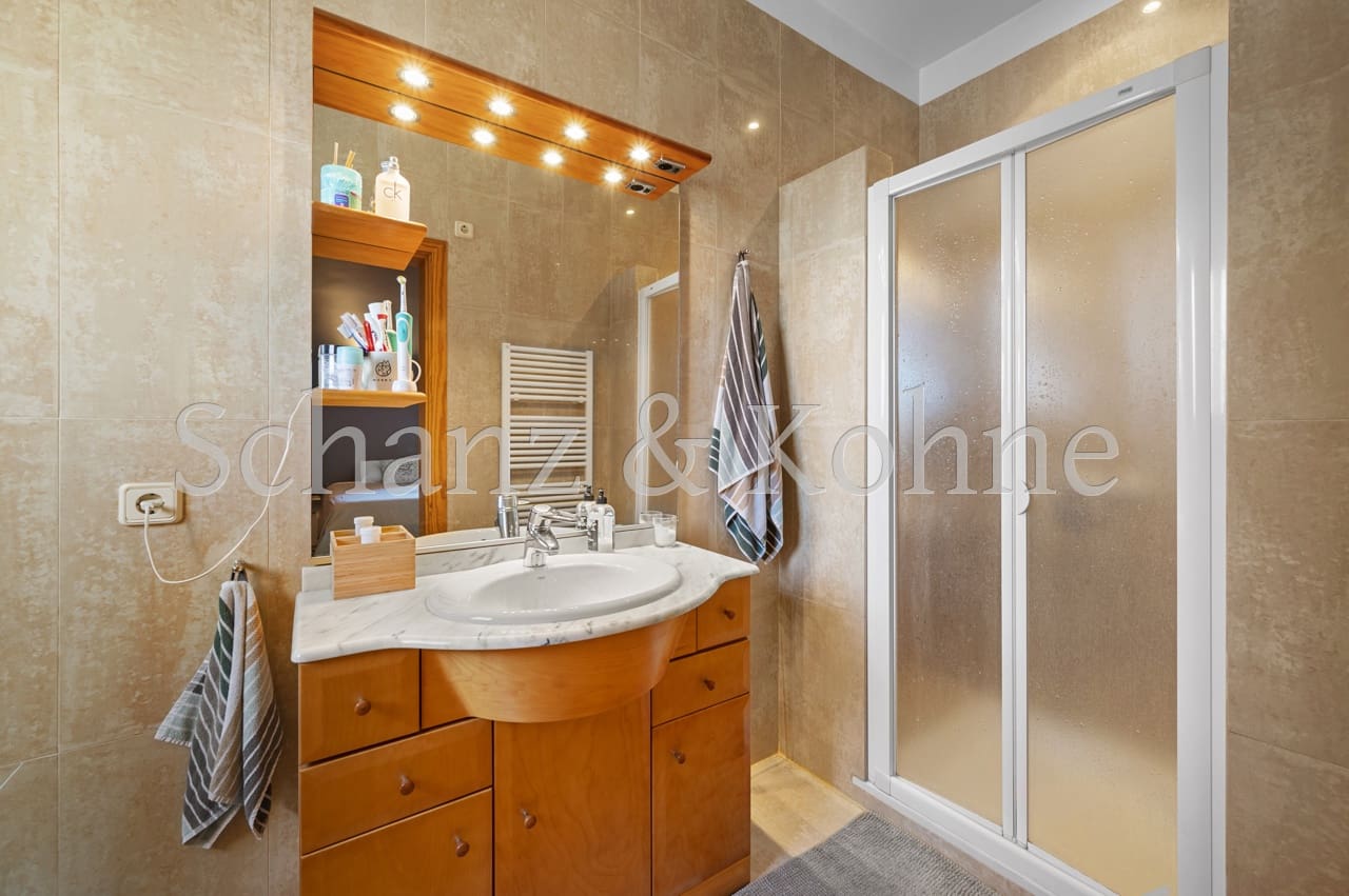 5 soveværelse Byhus til salg i Bellavista med swimmingpool - € 1.600.000 (Ref: 7818245)