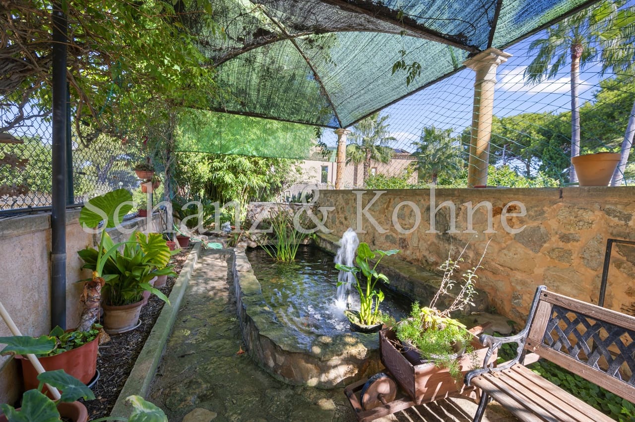 5 soveværelse Byhus til salg i Bellavista med swimmingpool - € 1.600.000 (Ref: 7818245)