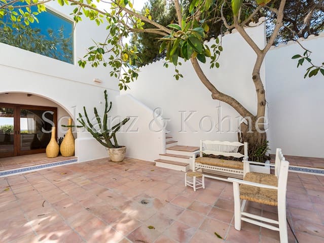 6 soveværelse Byhus til salg i Son Xoriguer, Ciutadella de Menorca med swimmingpool - € 4.500.000 (Ref: 7921012)