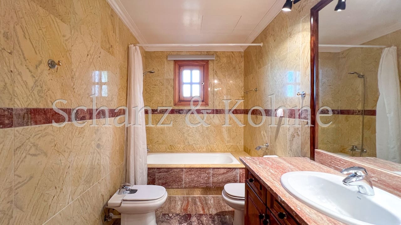 5 soveværelse Villa til salg i Las Maravillas - € 1.650.000 (Ref: 8005754)