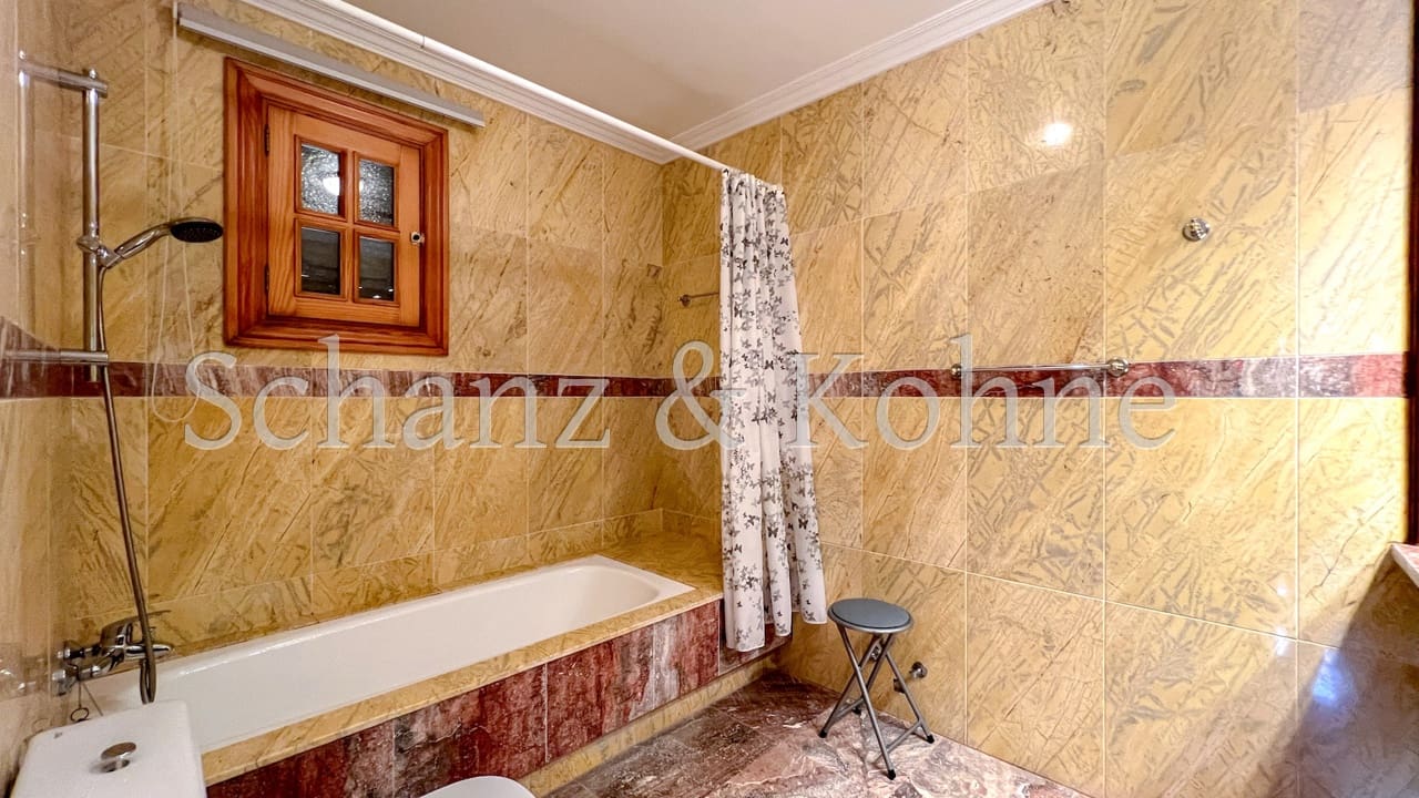 5 soveværelse Villa til salg i Las Maravillas - € 1.650.000 (Ref: 8005754)