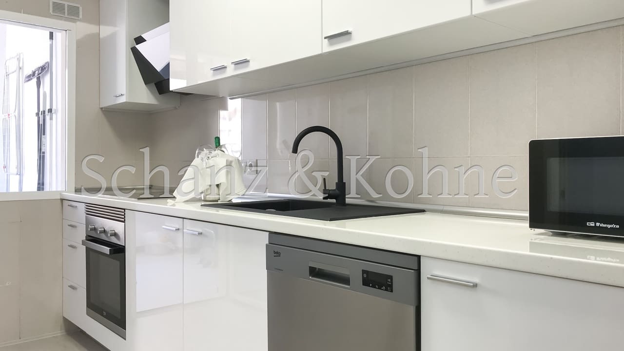 4 soveværelse Lejlighed til salg i L'Arenal / S'Arenal - € 600.000 (Ref: 8068302)