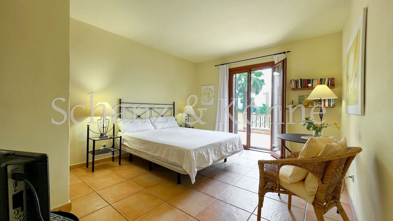 9 chambre Finca/Maison de Campagne à vendre à Felanitx avec piscine - 1 798 000 € (Ref: 8152051)