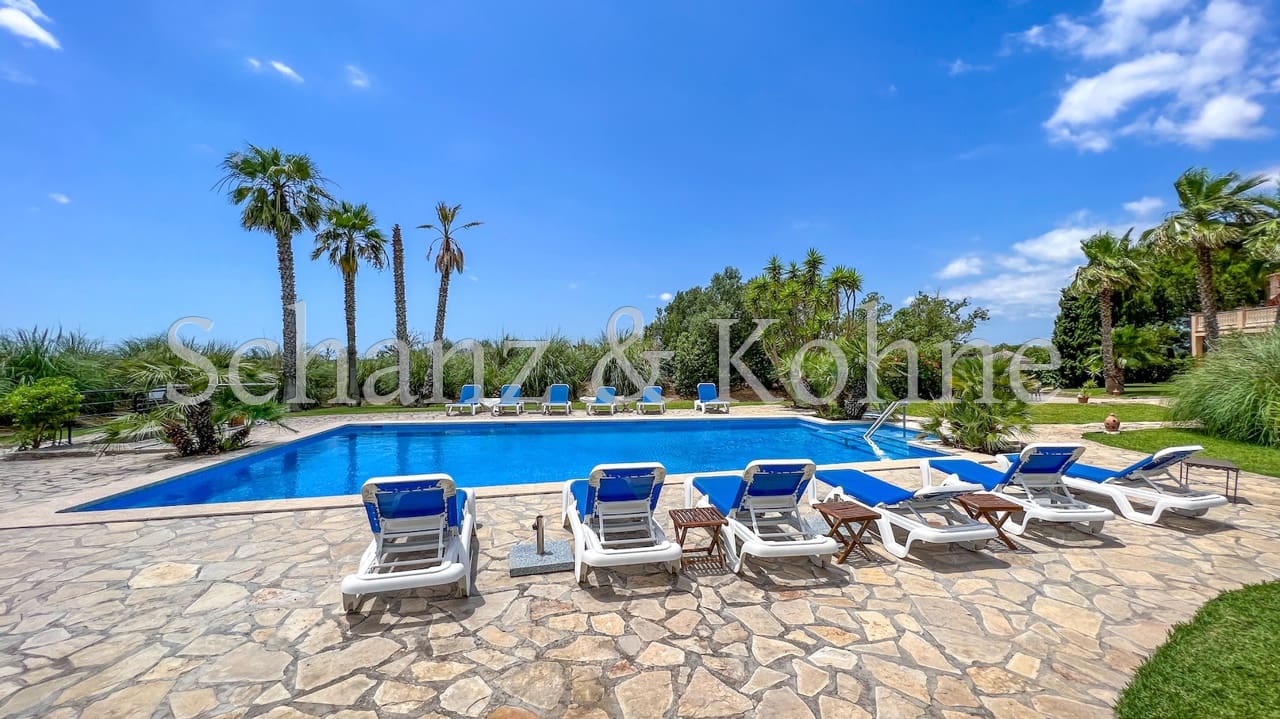 9 chambre Finca/Maison de Campagne à vendre à Felanitx avec piscine - 1 798 000 € (Ref: 8152051)