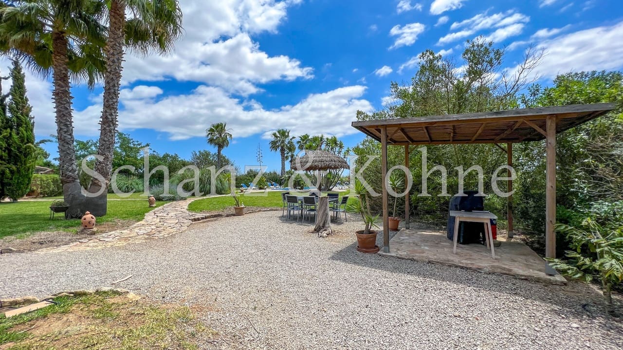 9 chambre Finca/Maison de Campagne à vendre à Felanitx avec piscine - 1 798 000 € (Ref: 8152051)