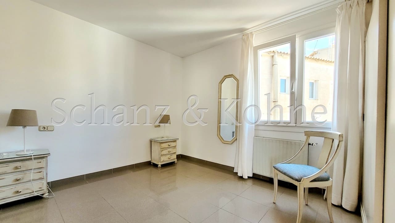 3 soveværelse Lejlighed til leje i Palma de Mallorca - € 1.800 (Ref: 8211077)