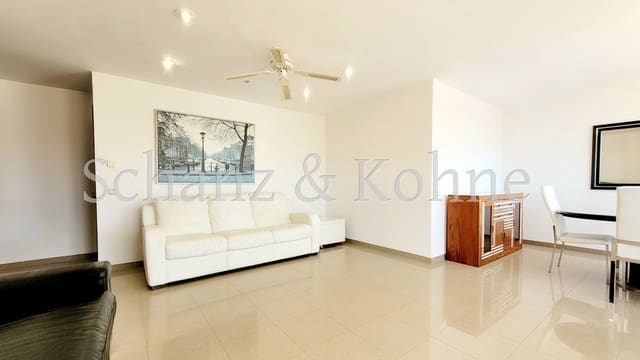 3 bedroom Flat for rent in Cort, Palma de Mallorca - € 1,800 (Ref: 8211077)