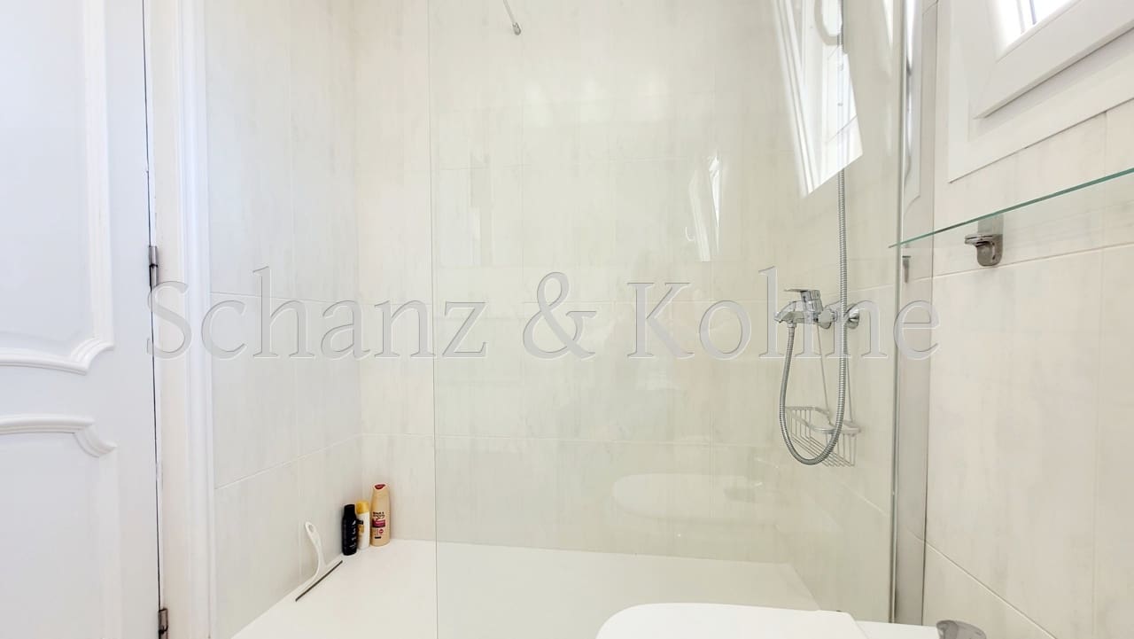 3 soveværelse Lejlighed til leje i Palma de Mallorca - € 1.800 (Ref: 8211077)