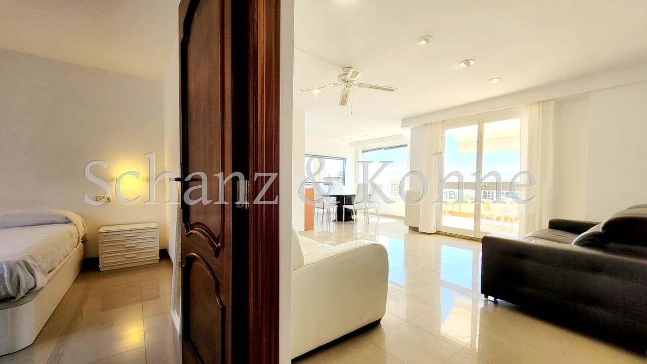 3 soveværelse Lejlighed til leje i Palma de Mallorca - € 1.800 (Ref: 8211077)