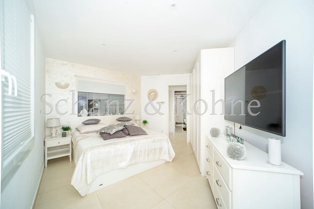 1 soveværelse Penthouse til salg i L'Arenal / S'Arenal - € 495.000 (Ref: 8263906)