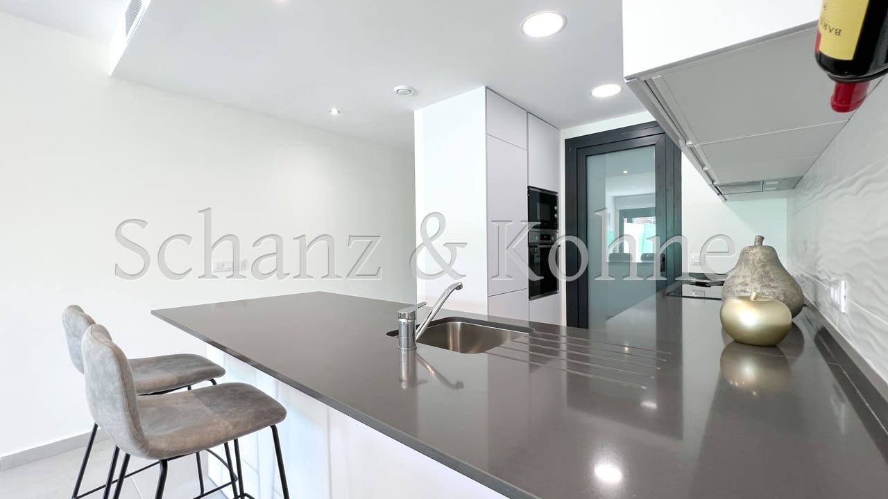 2 soveværelse Lejlighed til salg i Sa Coma med swimmingpool - € 389.000 (Ref: 8349155)