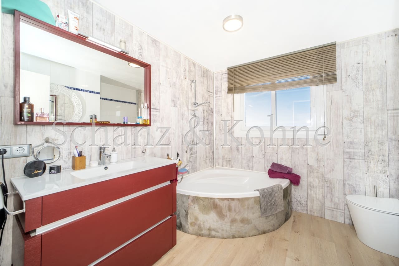 Piso de 3 habitaciones en Maioris Decima en venta con piscina - 480.000 € (Ref: 8372107)