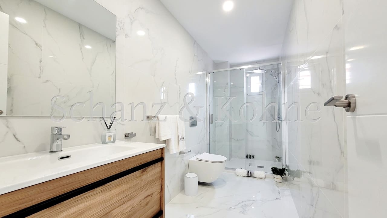 3 soveværelse Lejlighed til salg i L'Arenal / S'Arenal - € 495.000 (Ref: 8838056)