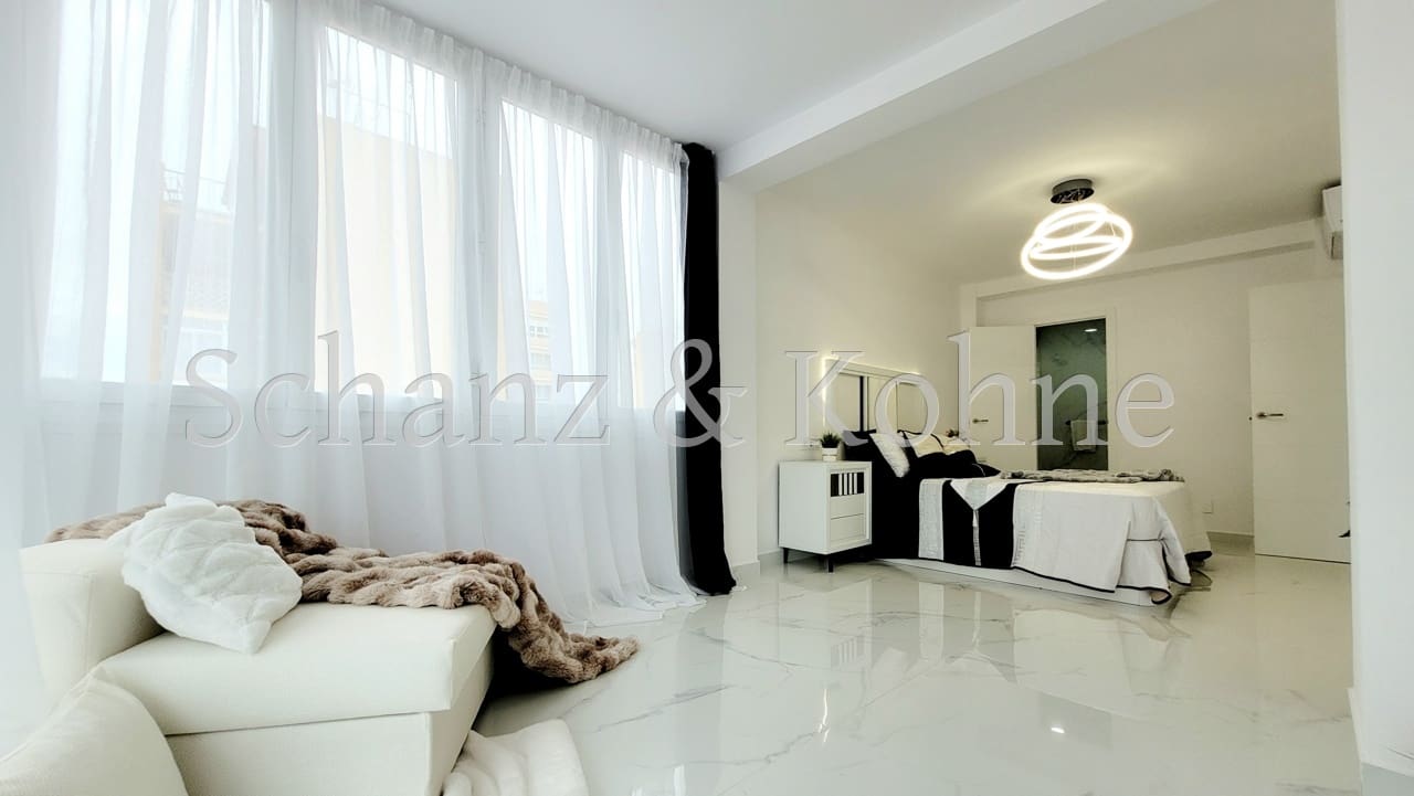 4 soveværelse Lejlighed til salg i L'Arenal / S'Arenal - € 595.000 (Ref: 8840138)