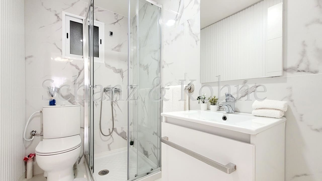 4 soveværelse Lejlighed til salg i L'Arenal / S'Arenal - € 595.000 (Ref: 8840138)