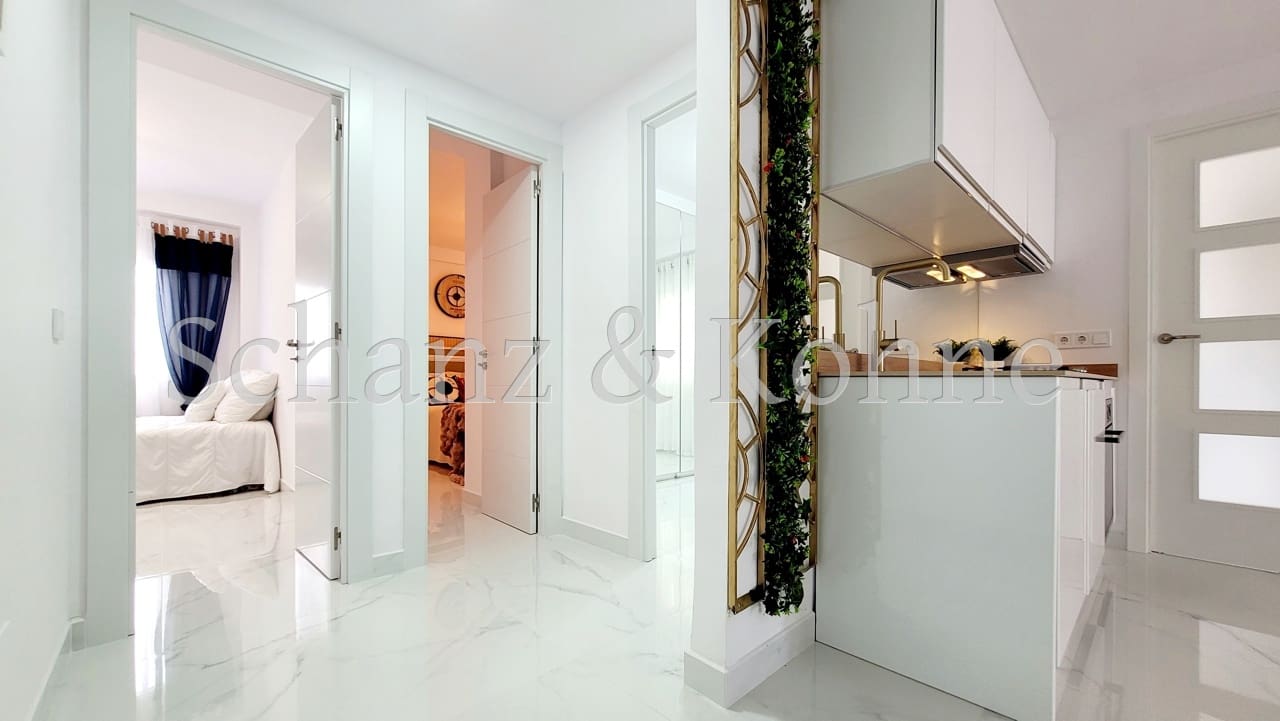 4 soveværelse Lejlighed til salg i L'Arenal / S'Arenal - € 595.000 (Ref: 8840138)