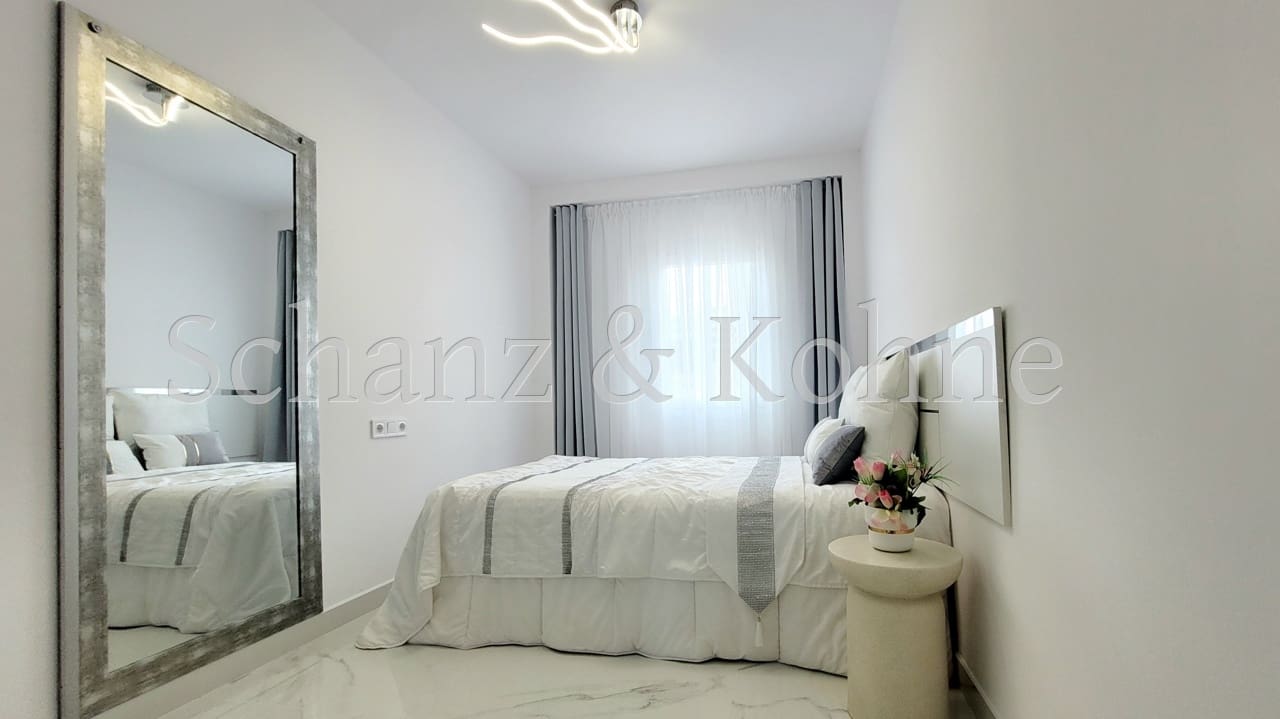 4 soveværelse Lejlighed til salg i L'Arenal / S'Arenal - € 595.000 (Ref: 8840138)