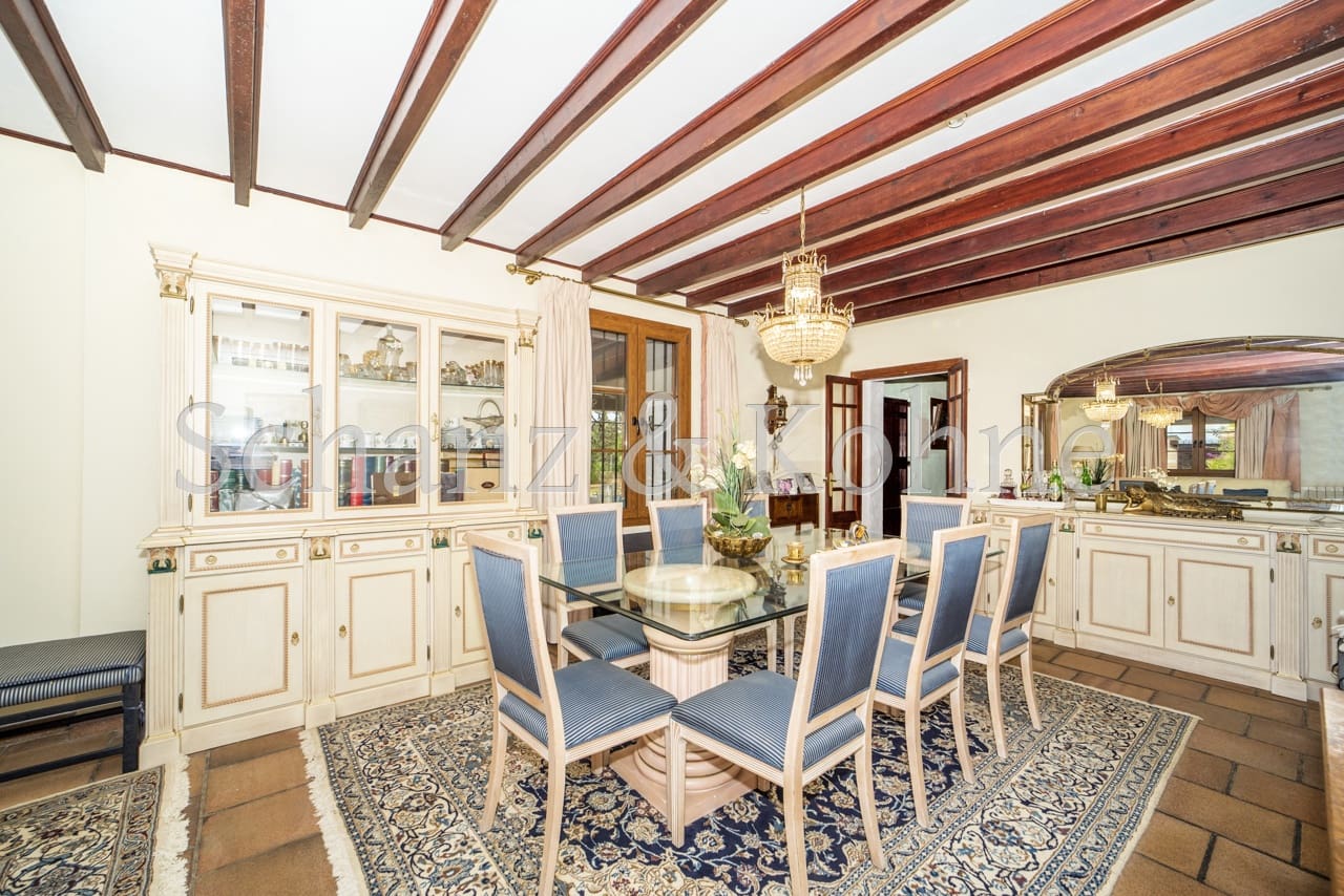 4 soveværelse Finca/Landehus til salg i Las Maravillas med swimmingpool - € 1.750.000 (Ref: 8888948)