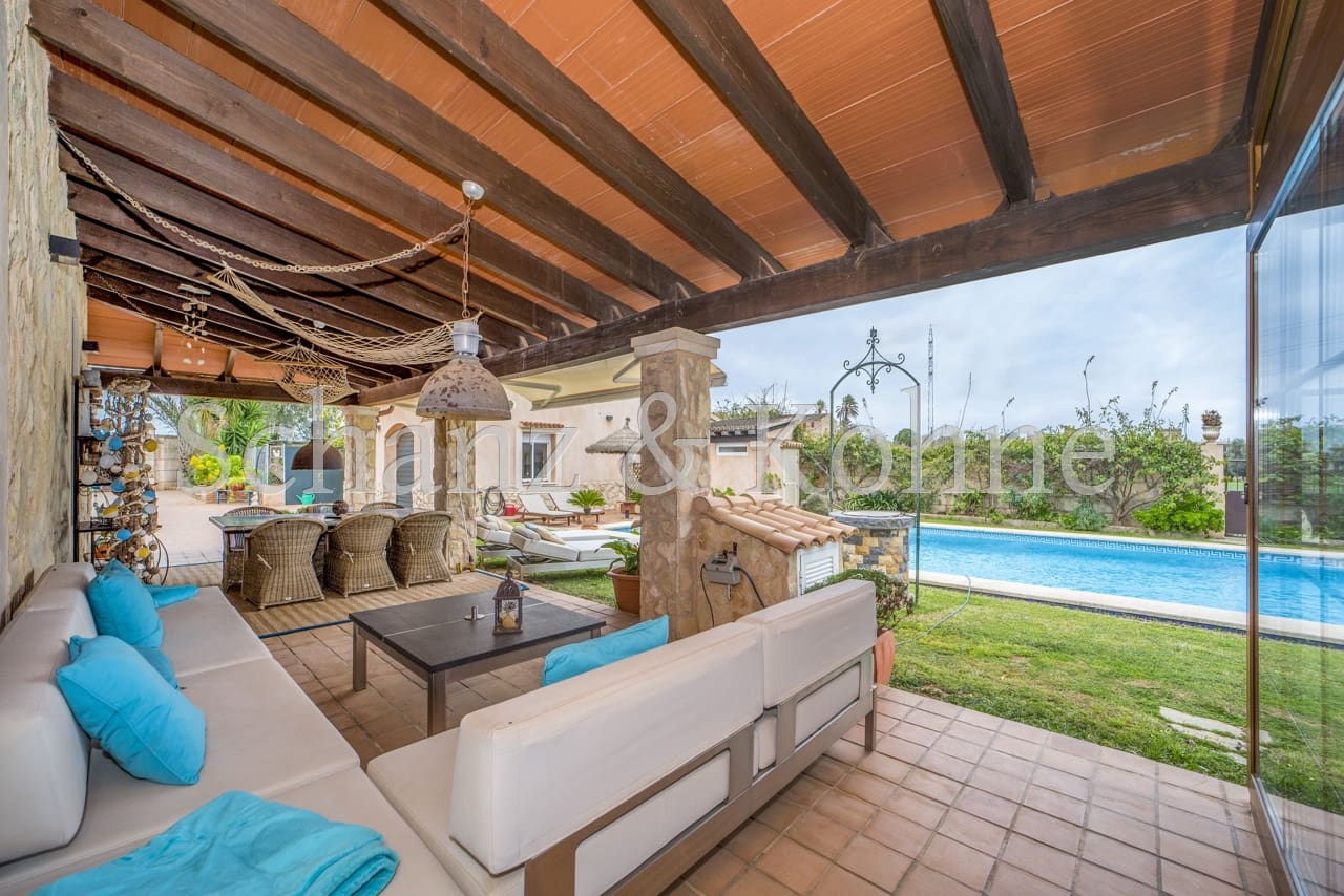 4 soveværelse Finca/Landehus til salg i Las Maravillas med swimmingpool - € 1.750.000 (Ref: 8888948)