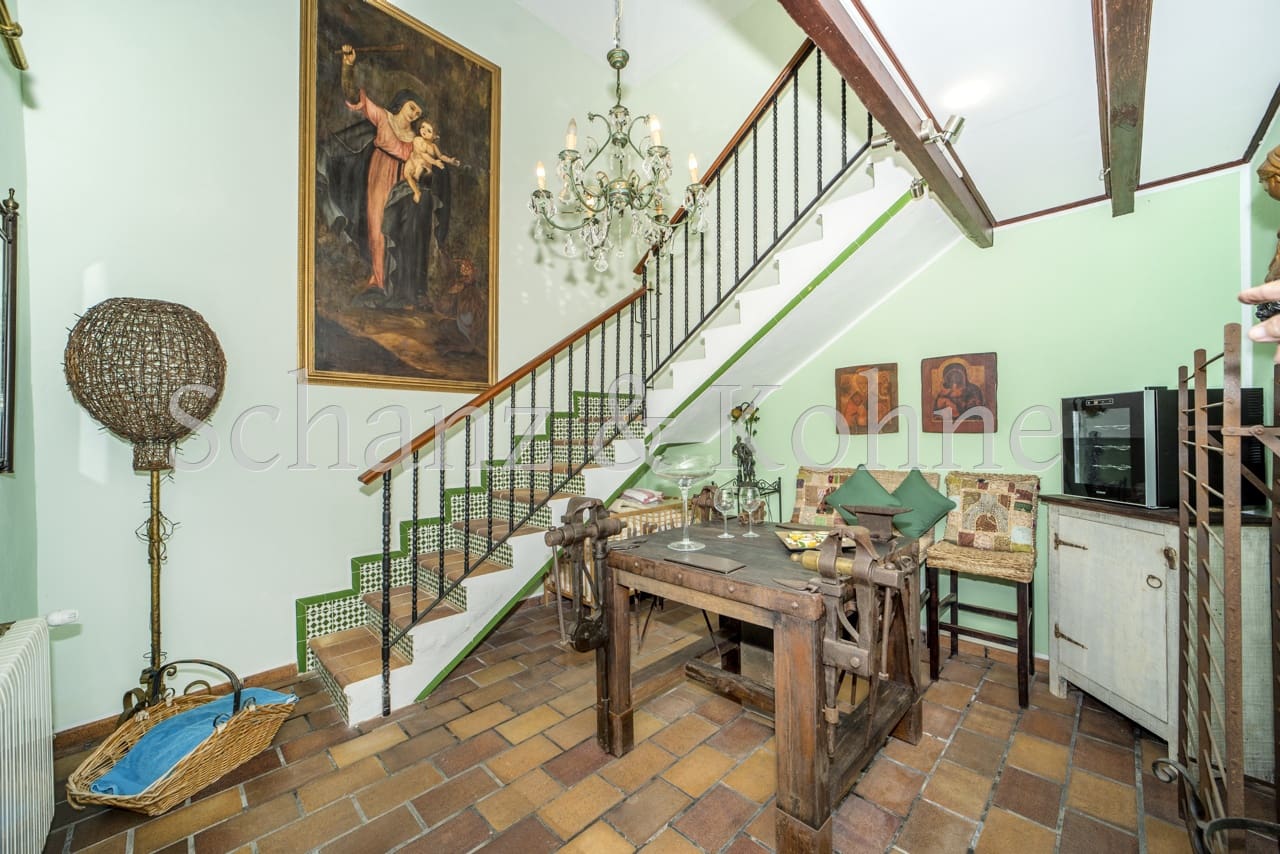 4 soveværelse Finca/Landehus til salg i Las Maravillas med swimmingpool - € 1.750.000 (Ref: 8888948)