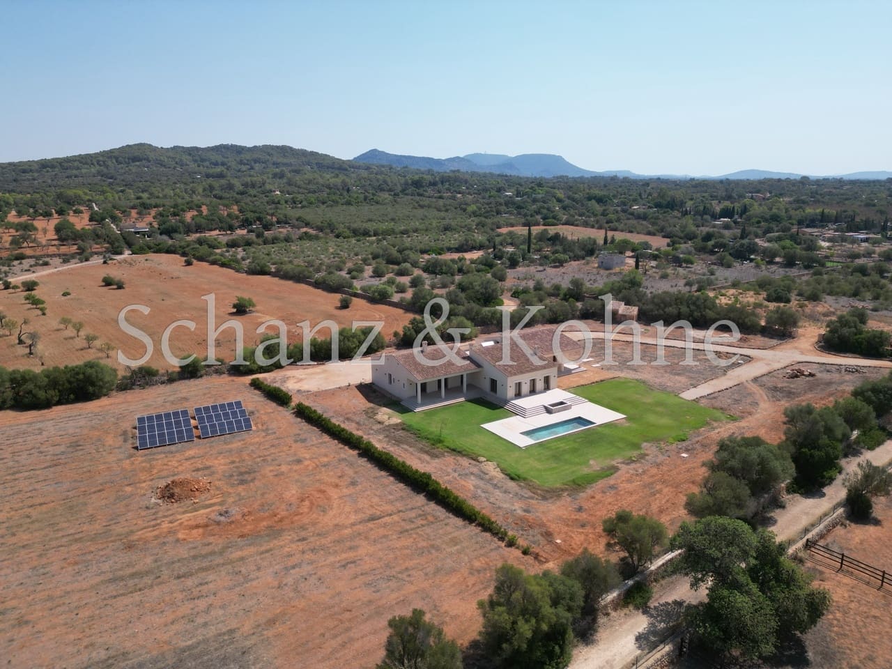 4 bedroom Villa for sale in Llucmajor with pool - € 3,500,000 (Ref: 9161605)