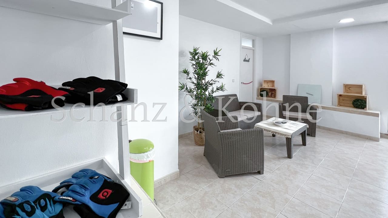 3 soveværelse Virksomhed til salg i Alcudia - € 178.000 (Ref: 9338781)