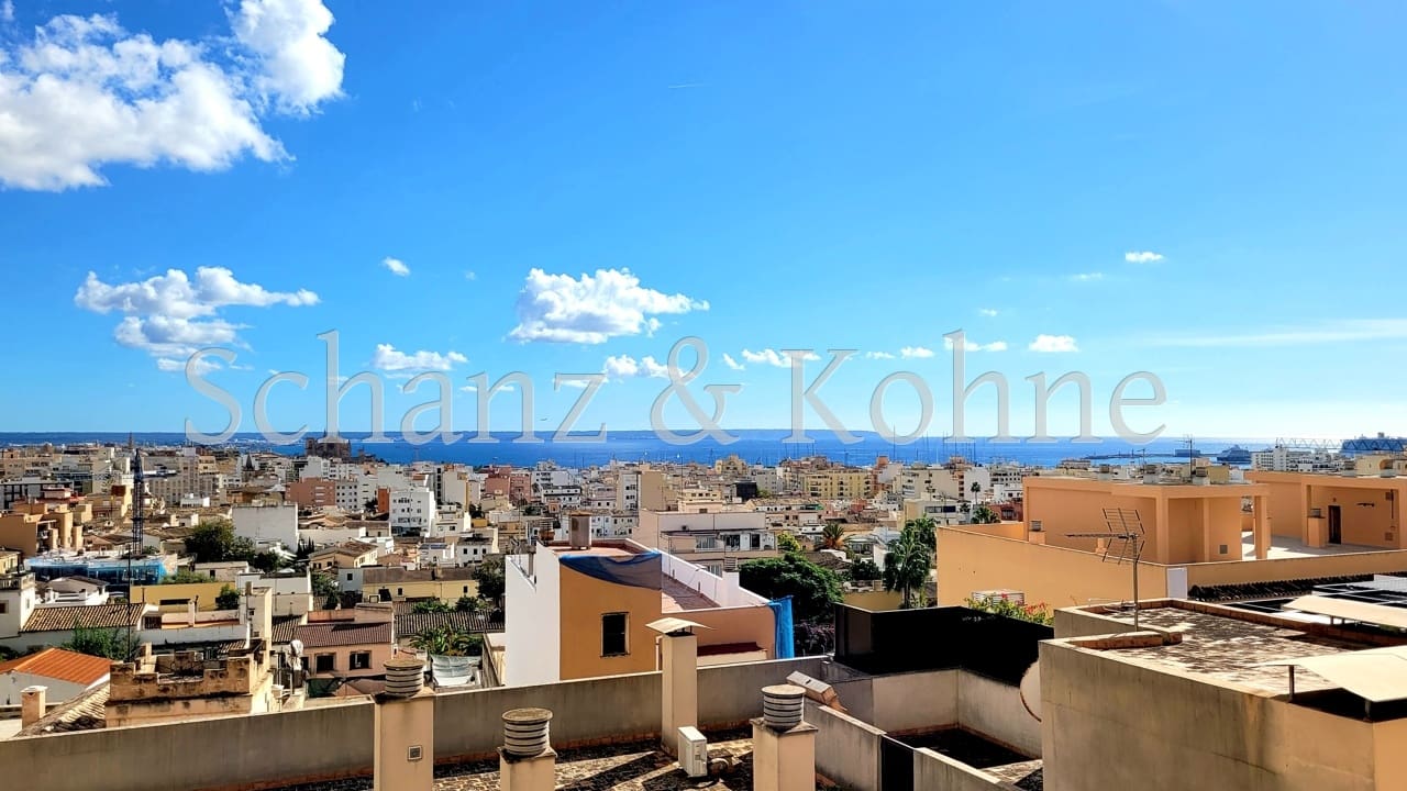 3 bedroom Flat for sale in Palma de Mallorca - € 575,000 (Ref: 9409989)