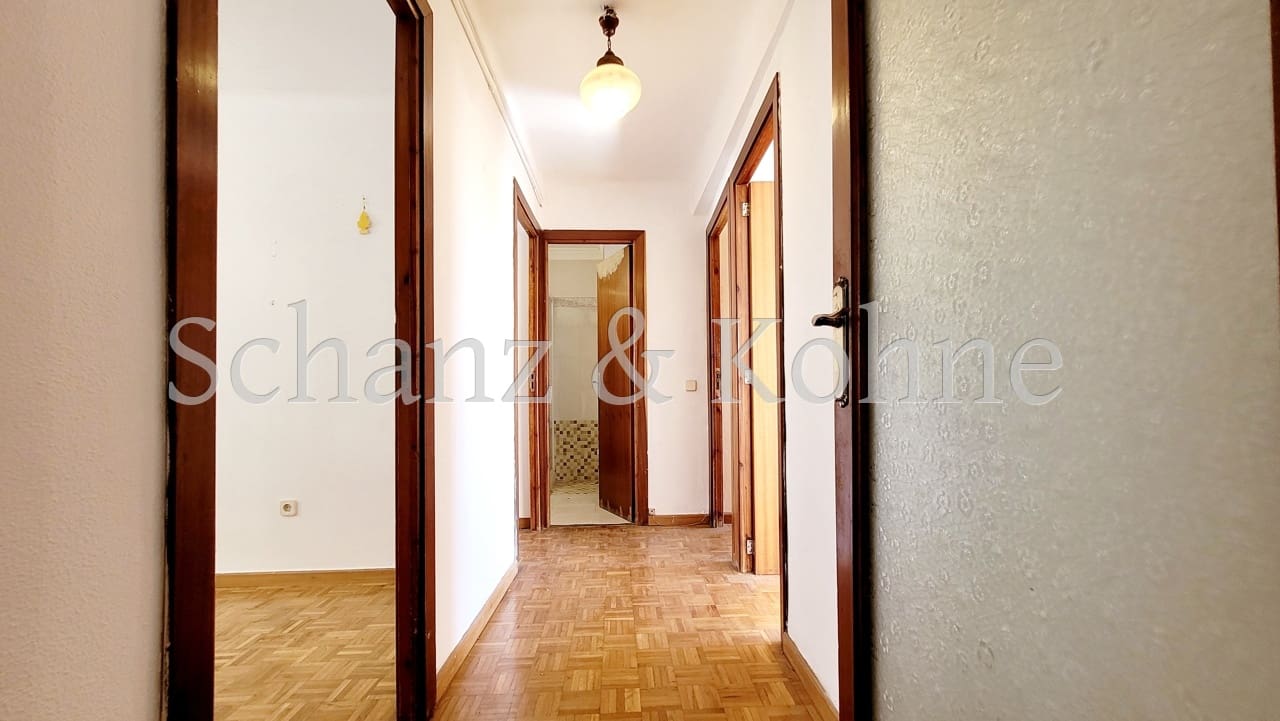 3 bedroom Flat for sale in Palma de Mallorca - € 575,000 (Ref: 9409989)