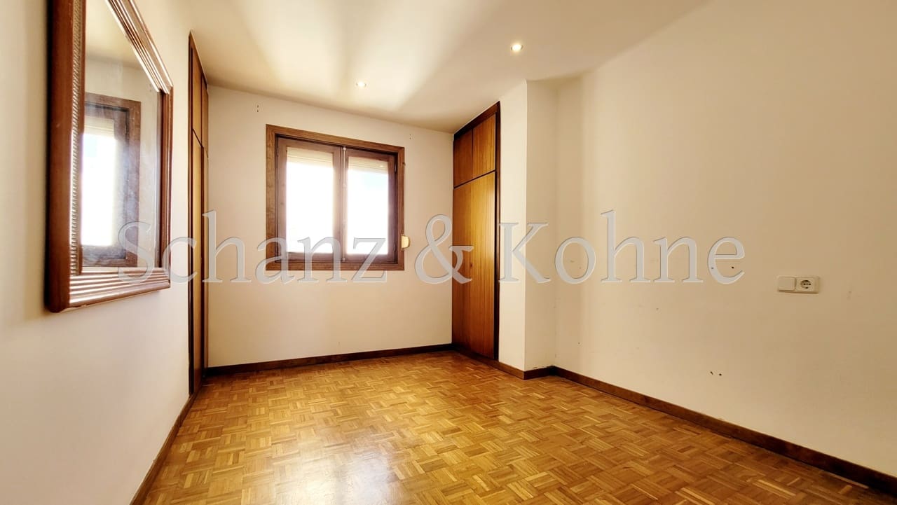 3 bedroom Flat for sale in Palma de Mallorca - € 575,000 (Ref: 9409989)