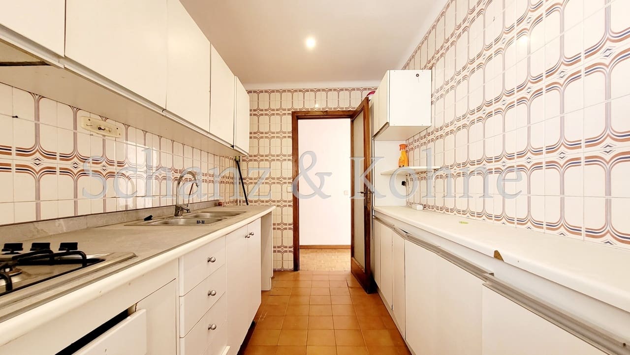 3 bedroom Flat for sale in Palma de Mallorca - € 575,000 (Ref: 9409989)