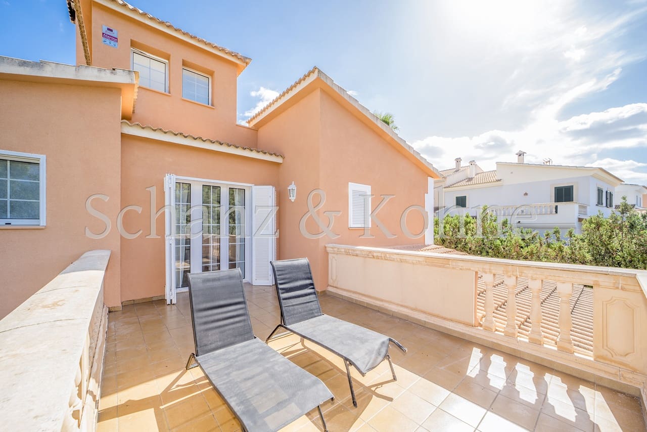 3 bedroom Townhouse for rent in Puig de Ros with pool - € 3,000 (Ref: 9415167)