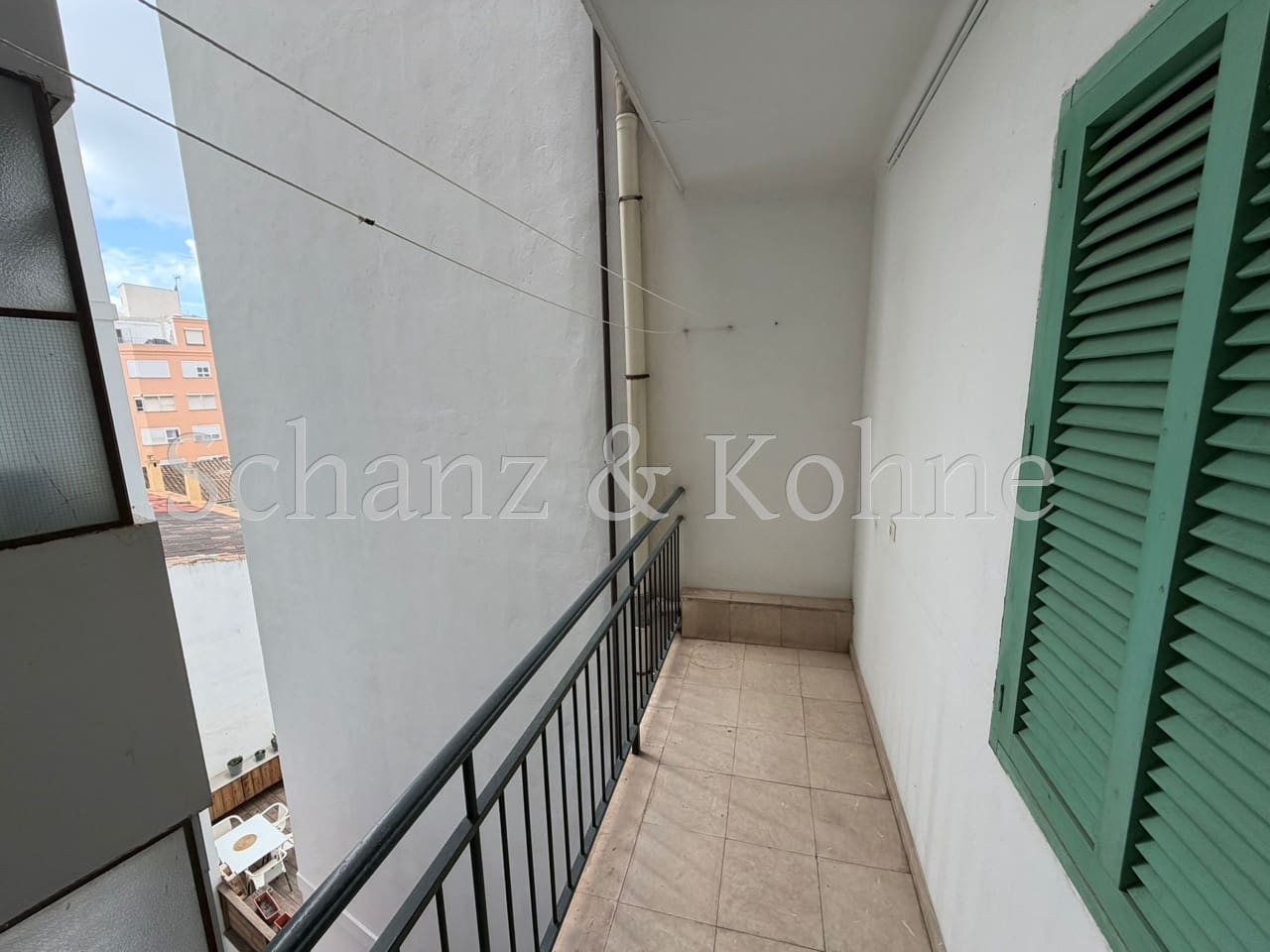 4 bedroom Flat for rent in Palma de Mallorca - € 1,300 (Ref: 9708008)