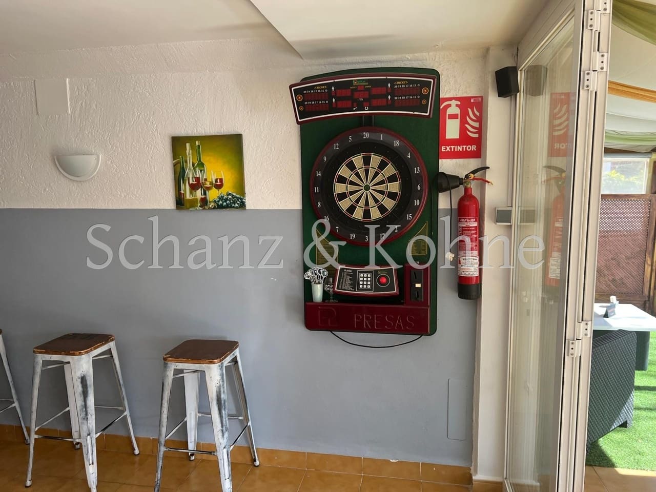 2 bedroom Commercial for sale in Peguera / Paguera - € 90,000 (Ref: 9733428)