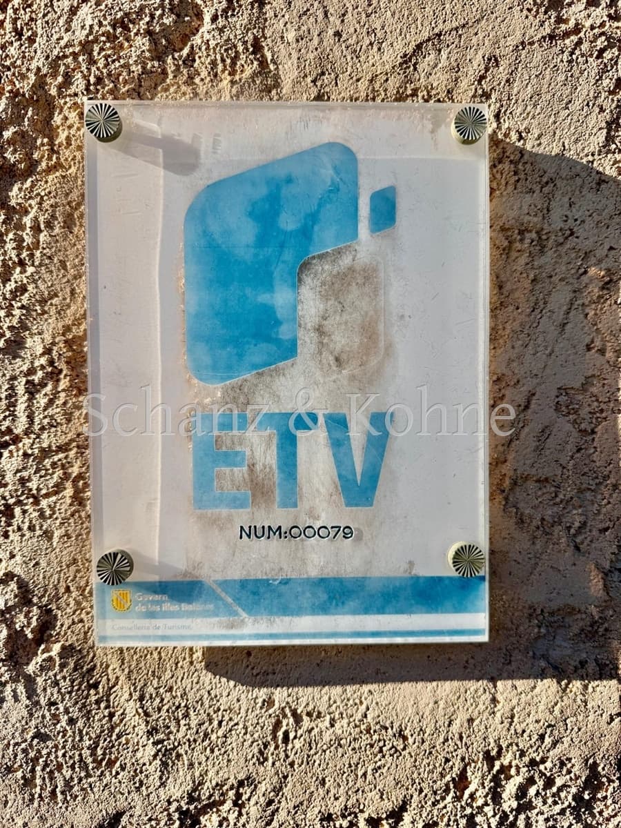 4 bedroom Finca/Country House for rent in Sencelles - € 3,500 (Ref: 9759453)