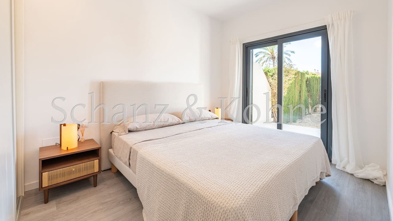2 bedroom Bungalow for sale in Cala Murada - € 398,000 (Ref: 9802886)