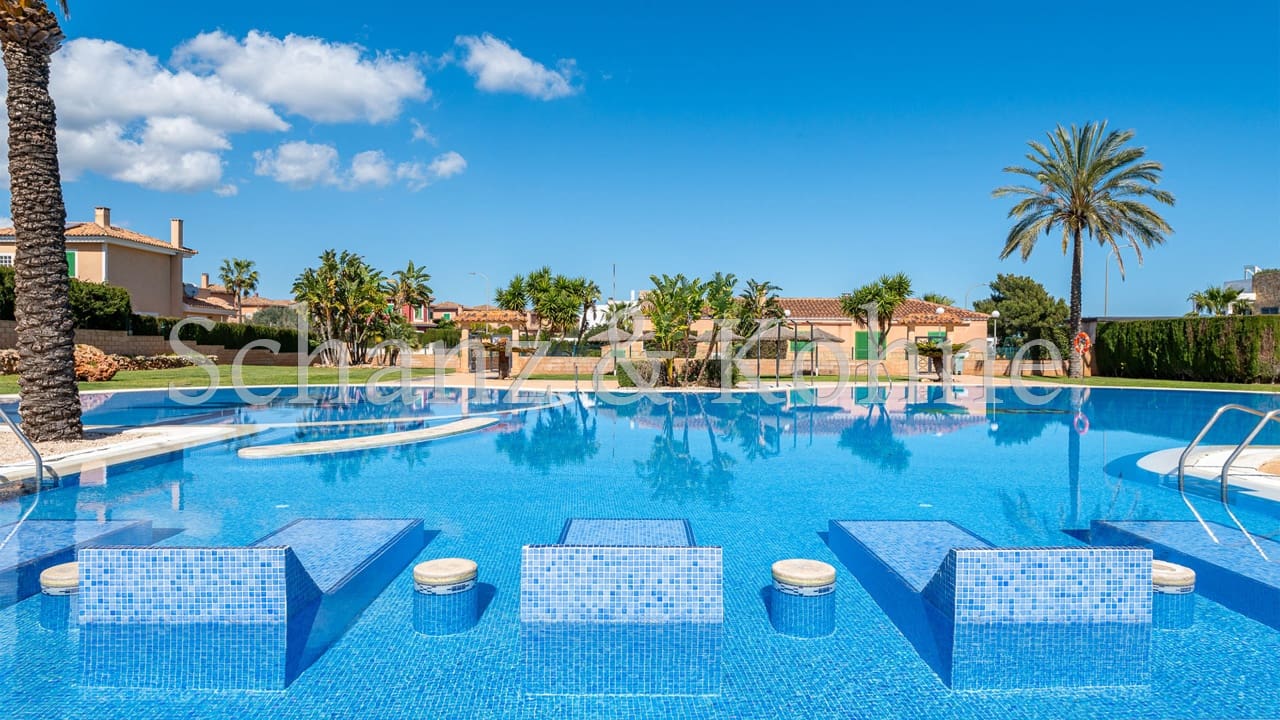 2 bedroom Bungalow for sale in Cala Murada - € 398,000 (Ref: 9802886)