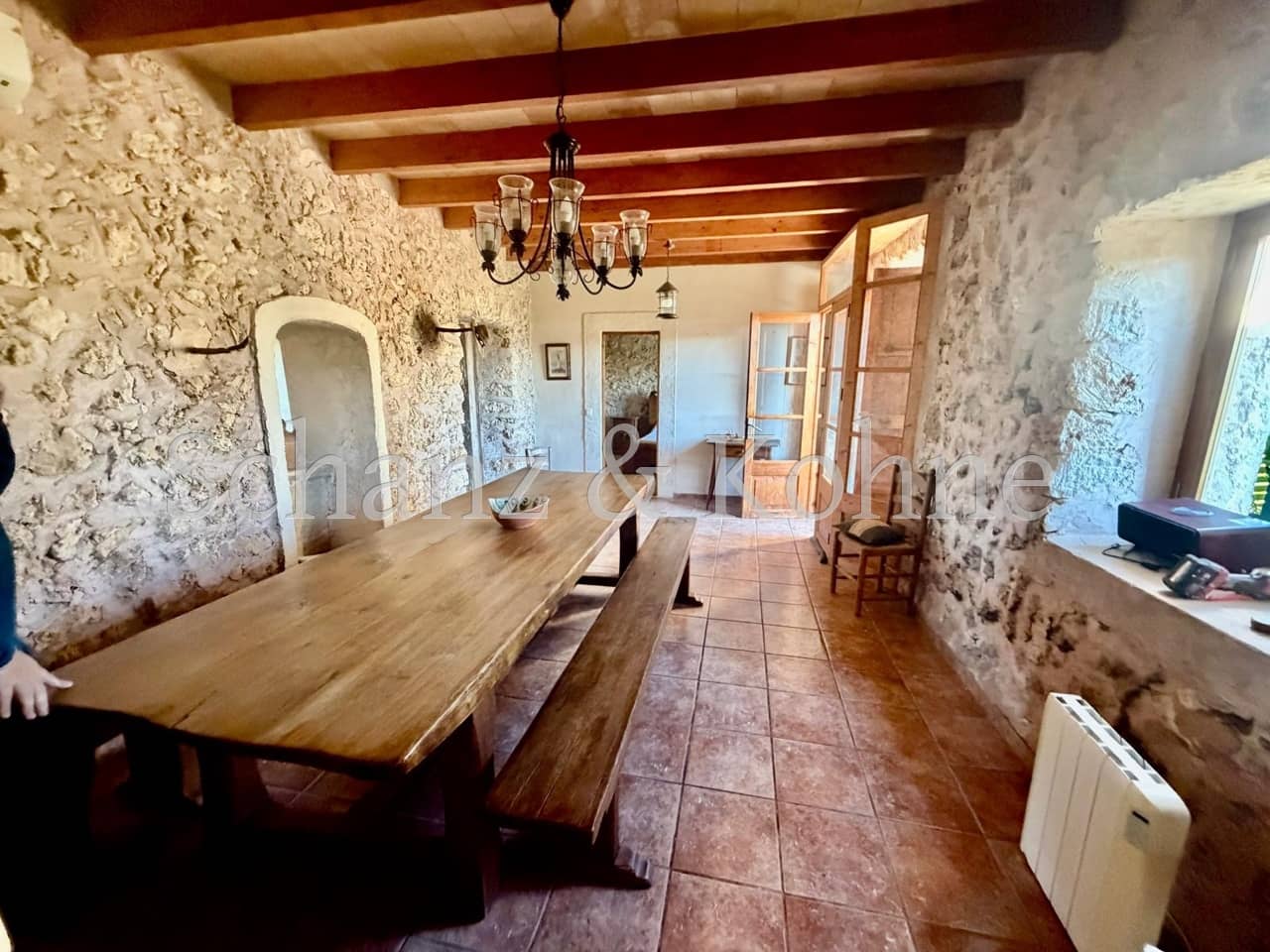 4 soveværelse Finca/Landehus til leje i Sencelles med swimmingpool - € 5.000 (Ref: 9872300)