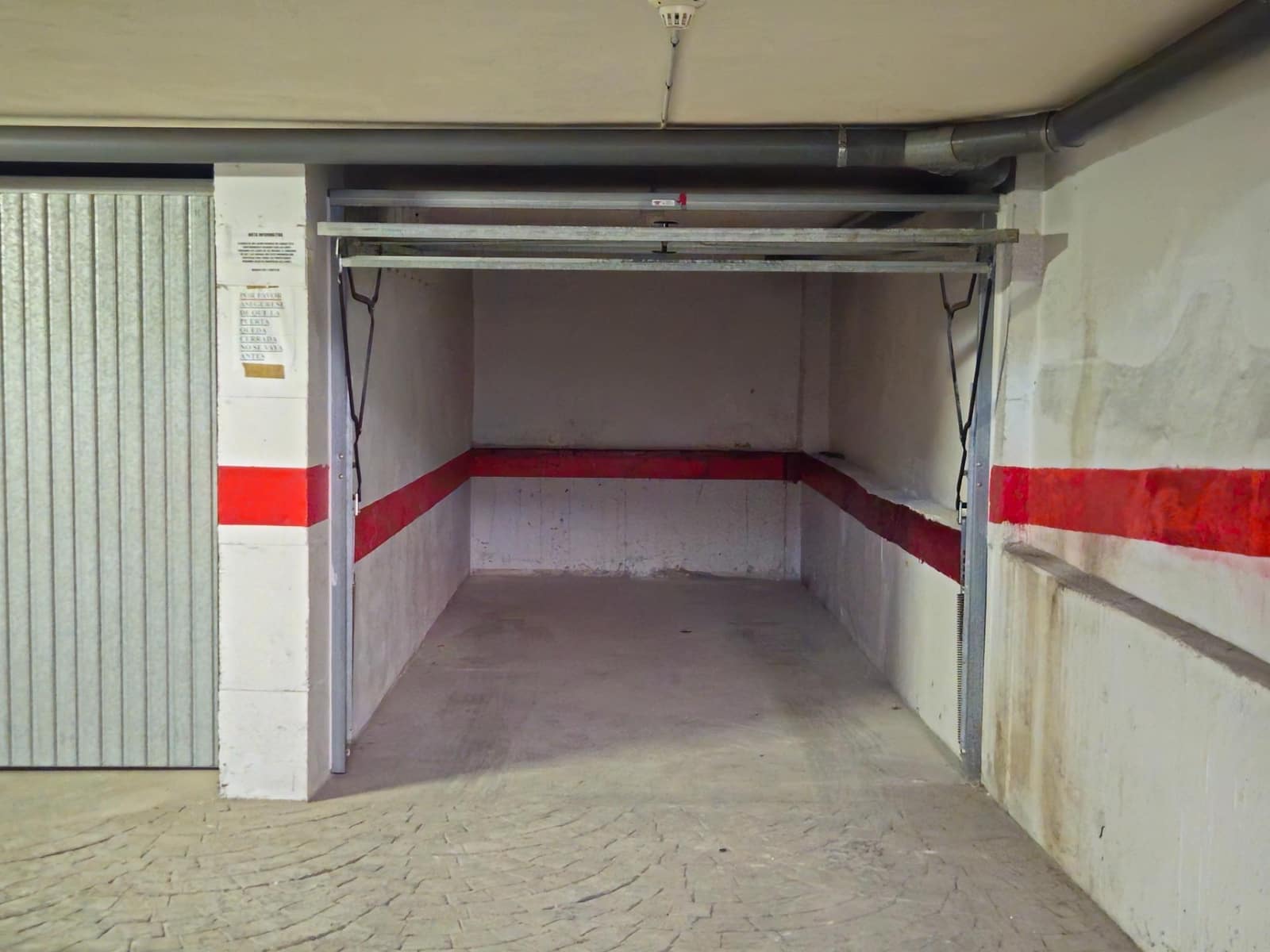 Garasje til salgs i Torrevieja - € 17 200 (Ref: 10025633)