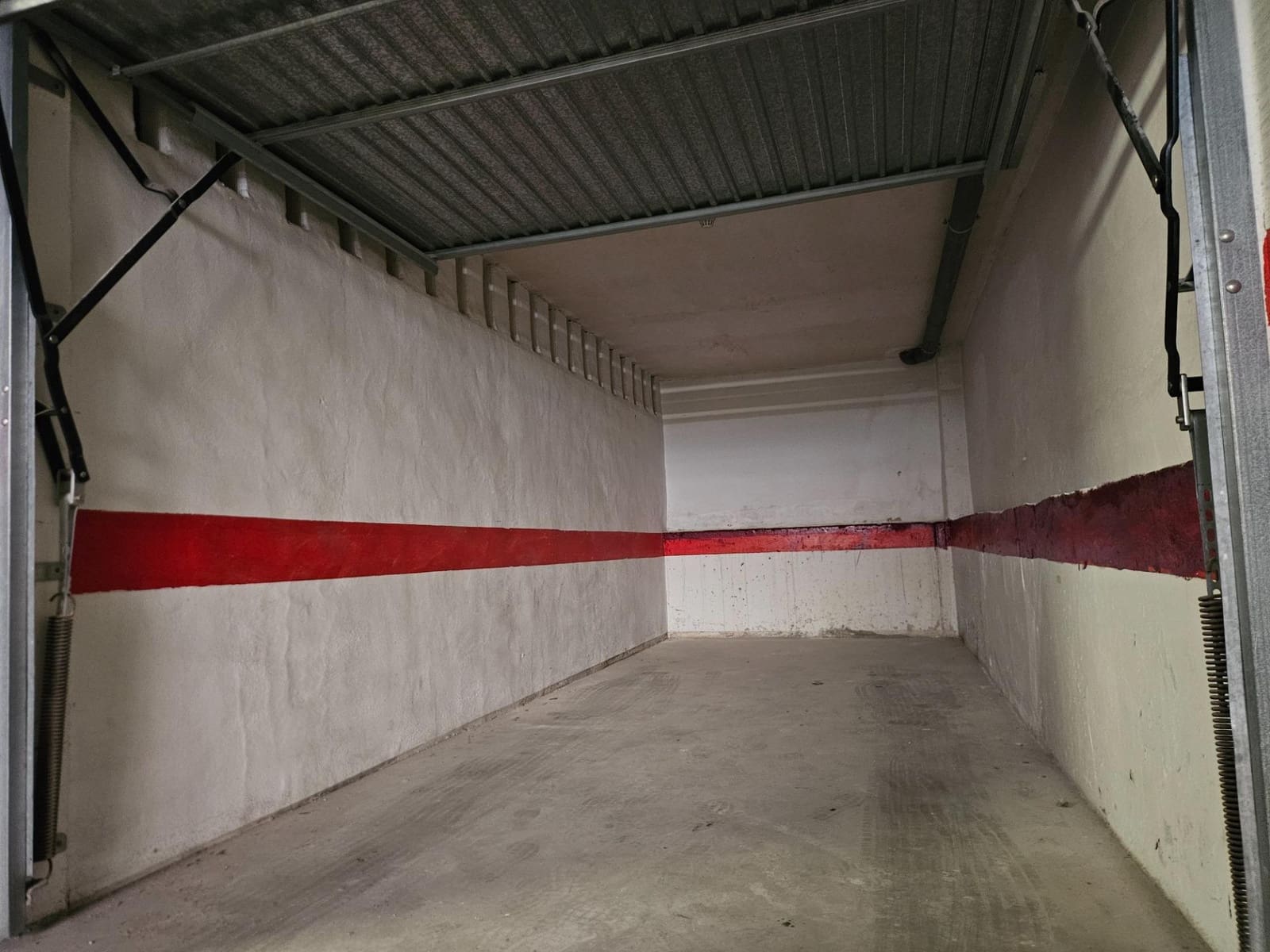 Garasje til salgs i Torrevieja - € 17 200 (Ref: 10025633)