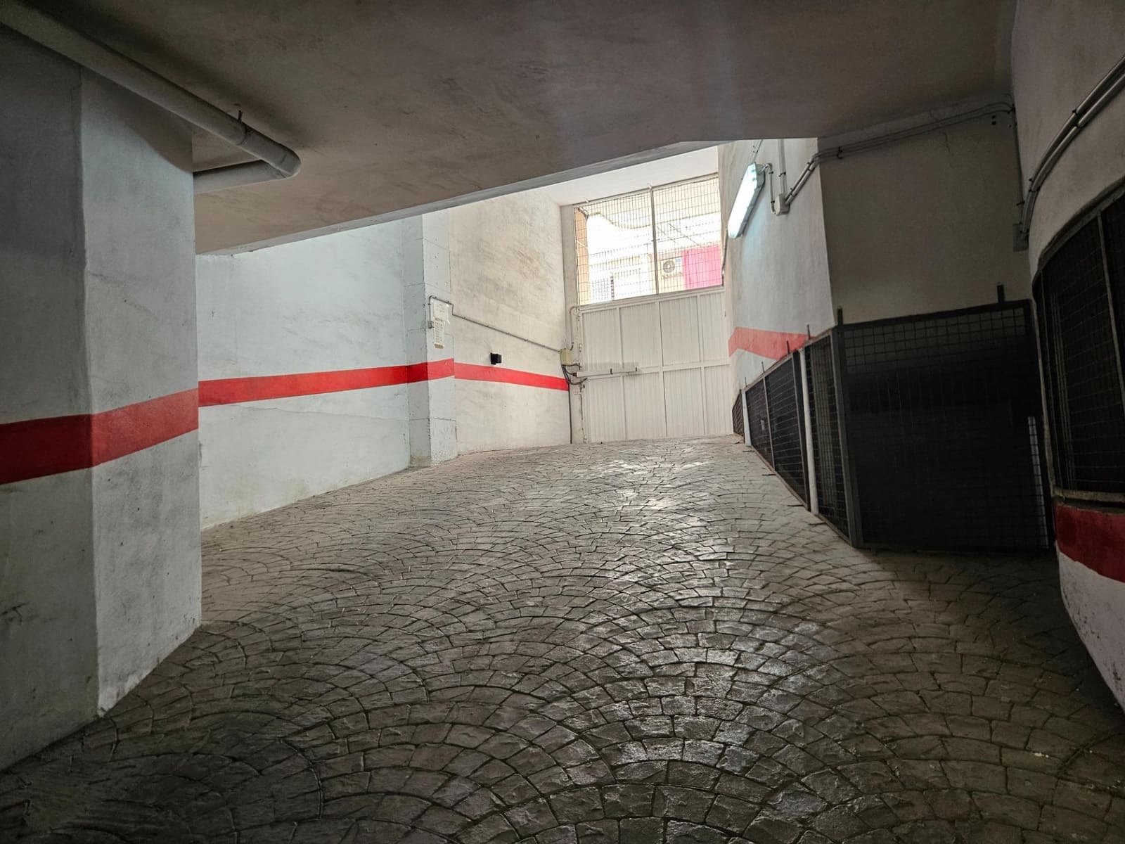 Garasje til salgs i Torrevieja - € 17 200 (Ref: 10025633)