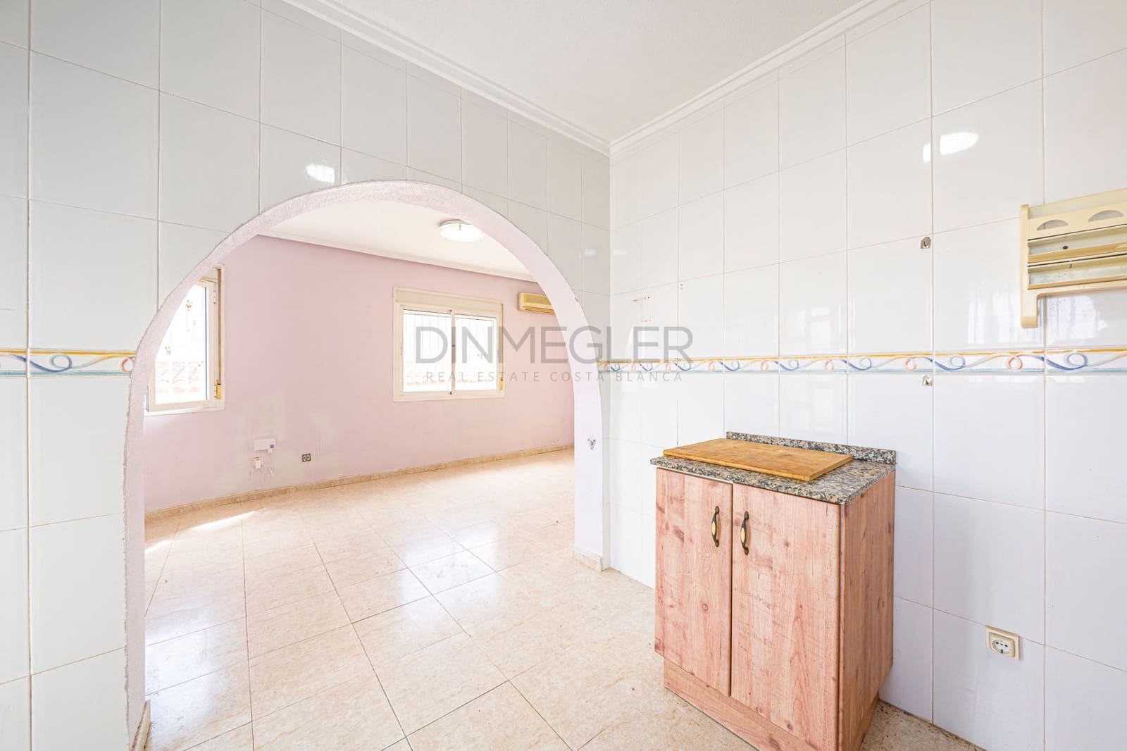 3 Zimmer Villa zu verkaufen in Dona Pepa mit Pool - 399.000 € (Ref: 10030554)