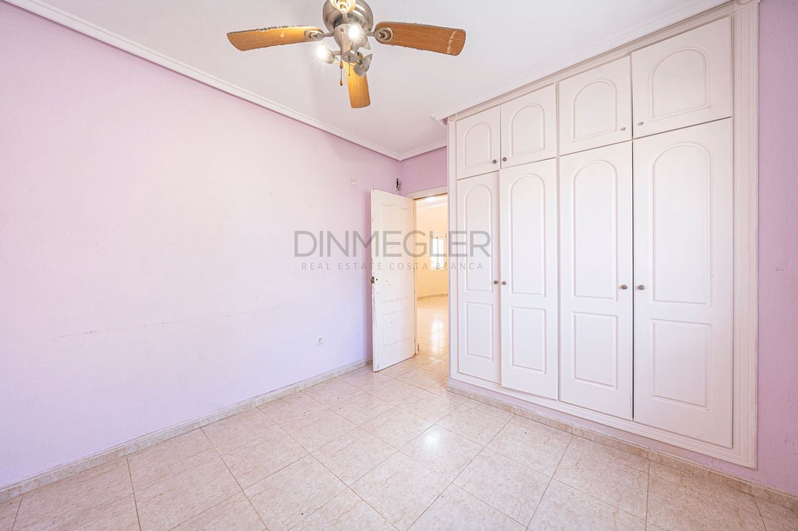 3 Zimmer Villa zu verkaufen in Dona Pepa mit Pool - 399.000 € (Ref: 10030554)