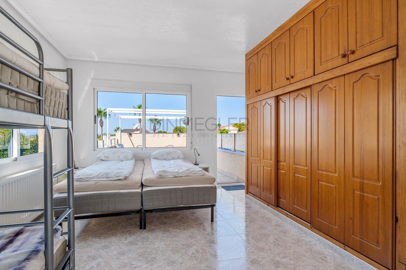 3 slaapkamer Villa te koop in Rojales met zwembad garage - € 575.000 (Ref: 10033969)